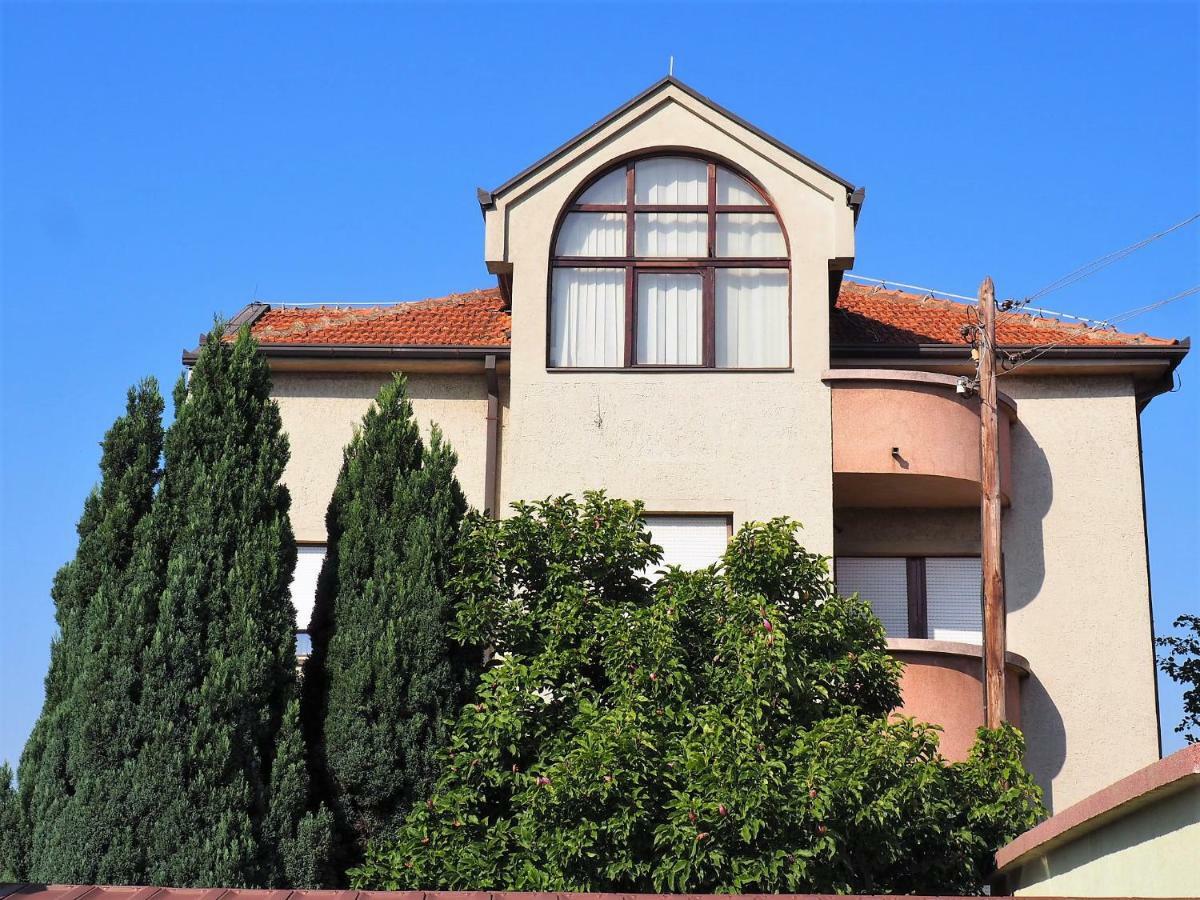 Guest House Stefanovic Βράνιε Εξωτερικό φωτογραφία